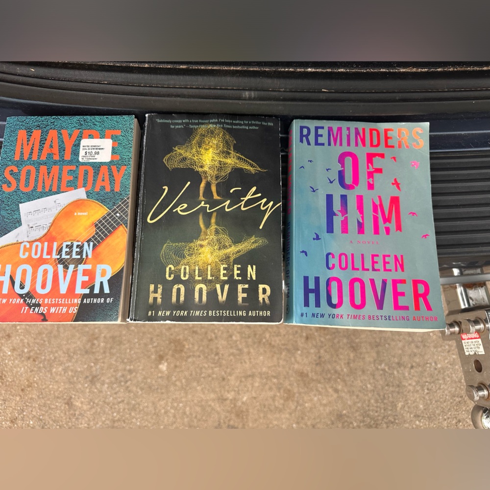 Colleen Hoover bundle